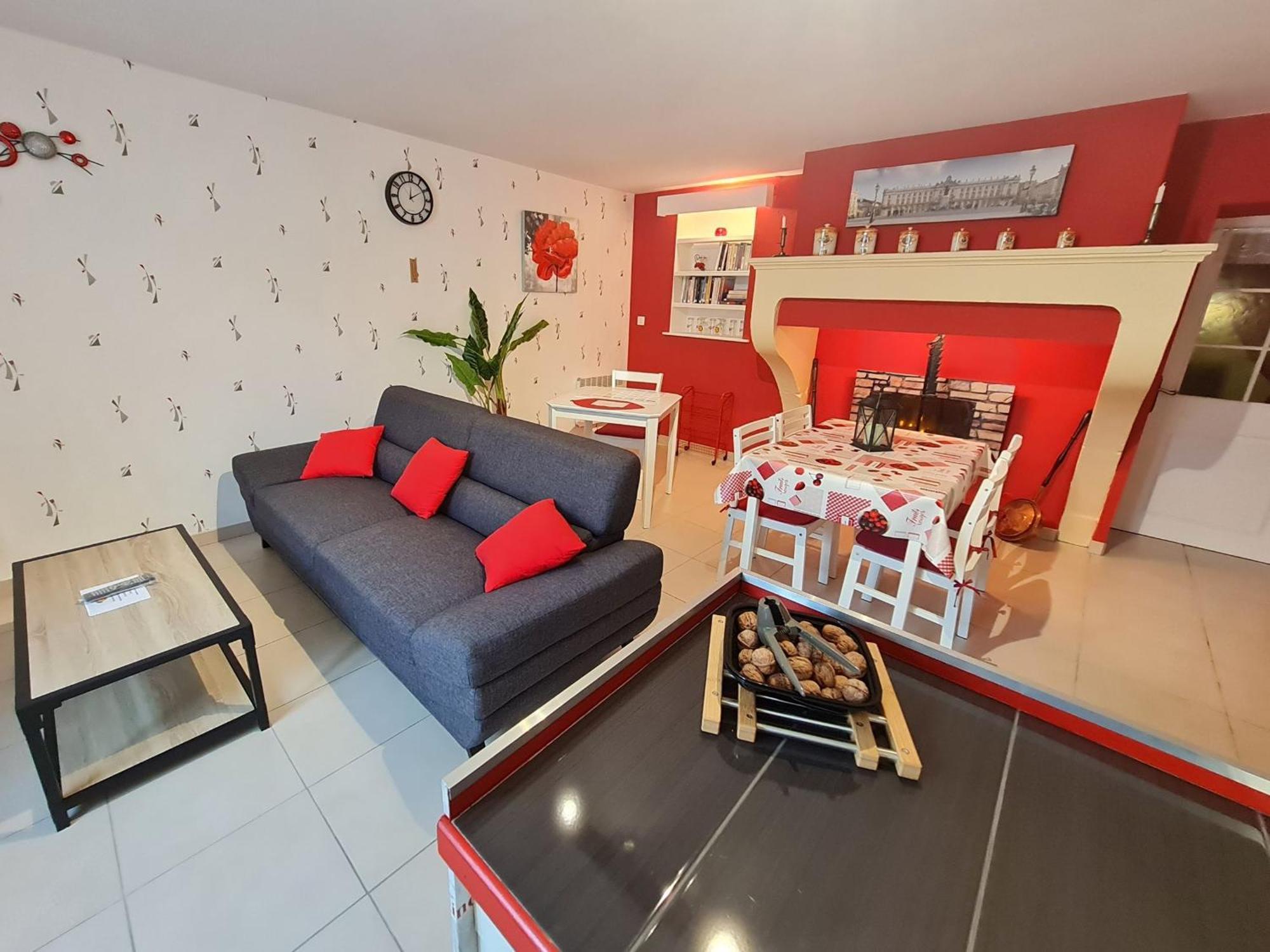 Gite Pour 2 Avec Parking, Cuisine Equipee Et Recharge Pour Vehicules Electriques Aux Portes De Nancy - Fr-1-584-119 Choloy Exterior photo