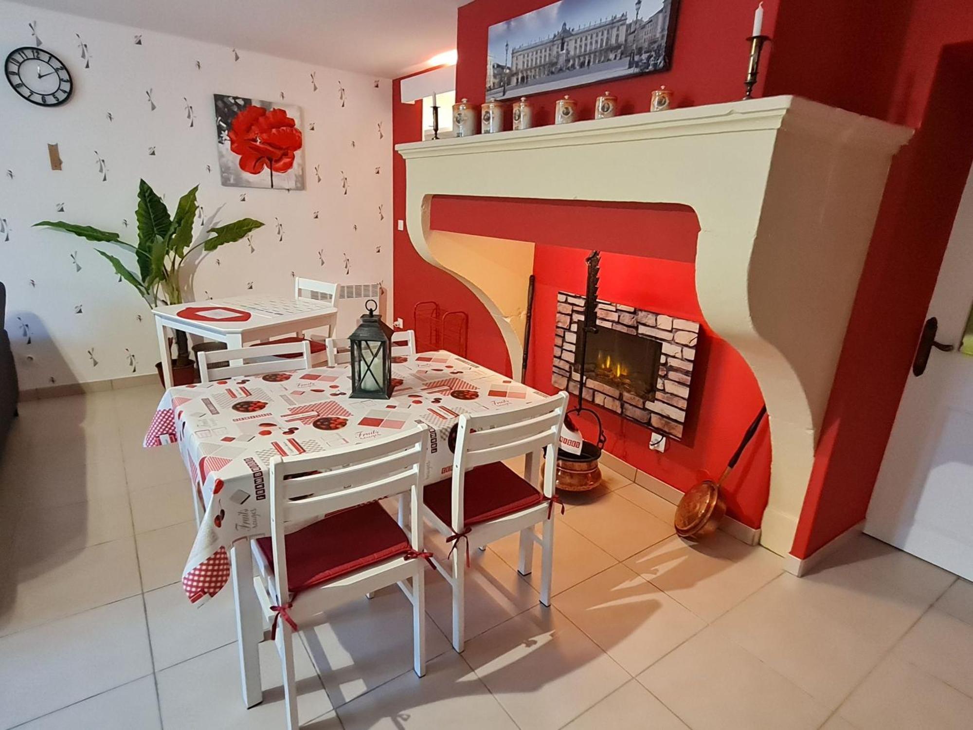 Gite Pour 2 Avec Parking, Cuisine Equipee Et Recharge Pour Vehicules Electriques Aux Portes De Nancy - Fr-1-584-119 Choloy Exterior photo